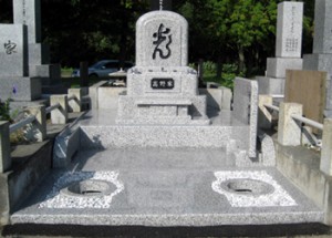 花壇のあるお墓 お墓に関するアレコレご紹介