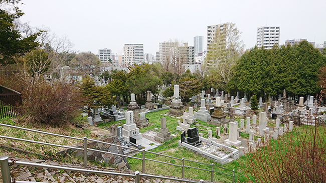 円山墓地