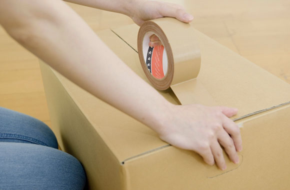 箱に入れられたお骨